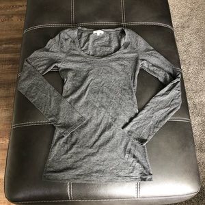 Women’s long sleeve shirt.
